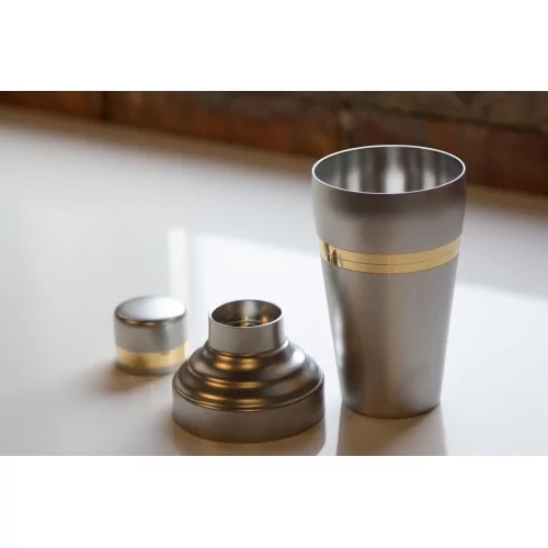 Coctelera japonesa Baron Yukiwa Oro y Acero Mate 50cl Coctelera japonesa Baron Yukiwa Oro y Acero Mate 50cl